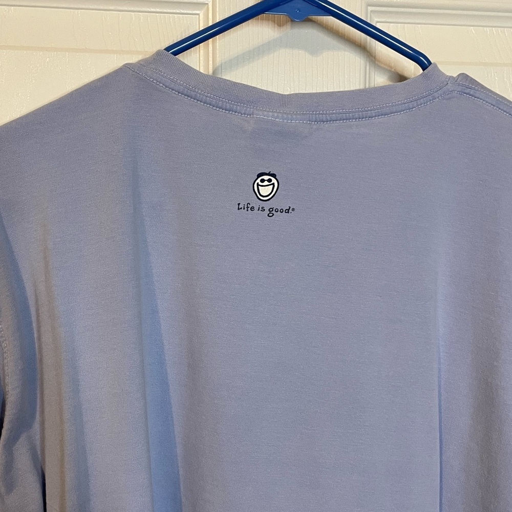 Life is Good. Long sleeve light blue classic tee w/ snow angel graphic sz L - Picture 6 of 7